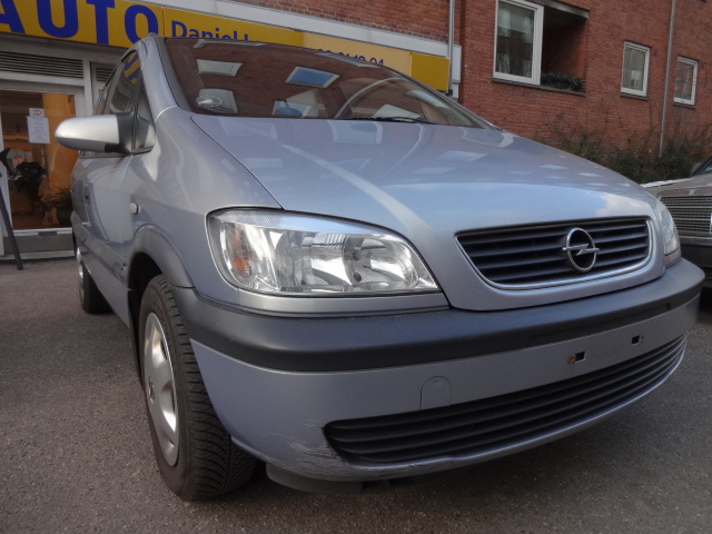 OPEL ZAFIRA 1,8 16V // 7 PERSONER