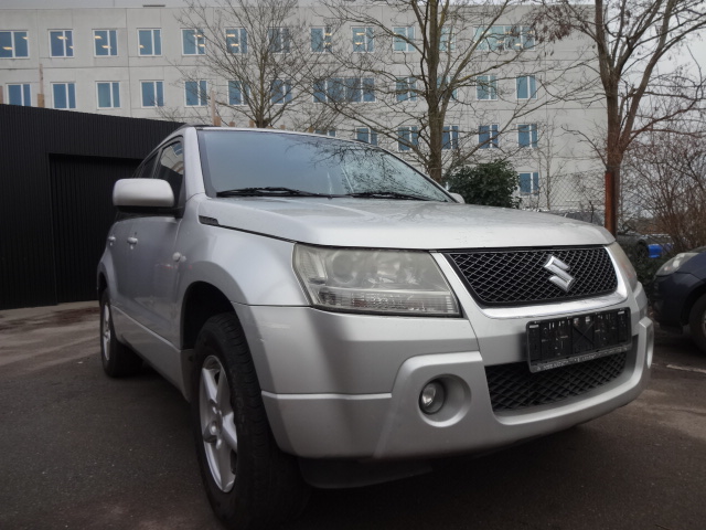 SUZUKI GRAND VITARA 2,0 AUTOMAT..4X4