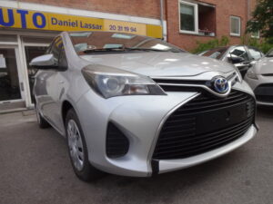 SUPER VELHOLDT TOYOTA YARIS HYBRID 1,5 H2 COMFORT // E-CVT