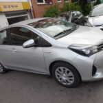 SUPER VELHOLDT TOYOTA YARIS HYBRID 1,5 H2 COMFORT // E-CVT full