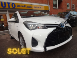 TOYOTA YARIS 1.5 HYBRID  // E-CVT SUPER VELHOLDT
