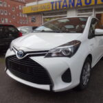 TOYOTA YARIS 1.5 HYBRID  // E-CVT SUPER VELHOLDT full