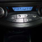 TOYOTA YARIS 1.5 HYBRID  // E-CVT SUPER VELHOLDT full