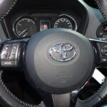 TOYOTA YARIS 1,5 HYUBRID E-CVT NY MODEL full