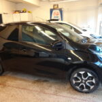 SUPER FLOT STAND TOYOTA AYGO 1,0 EN EJER 2021 full